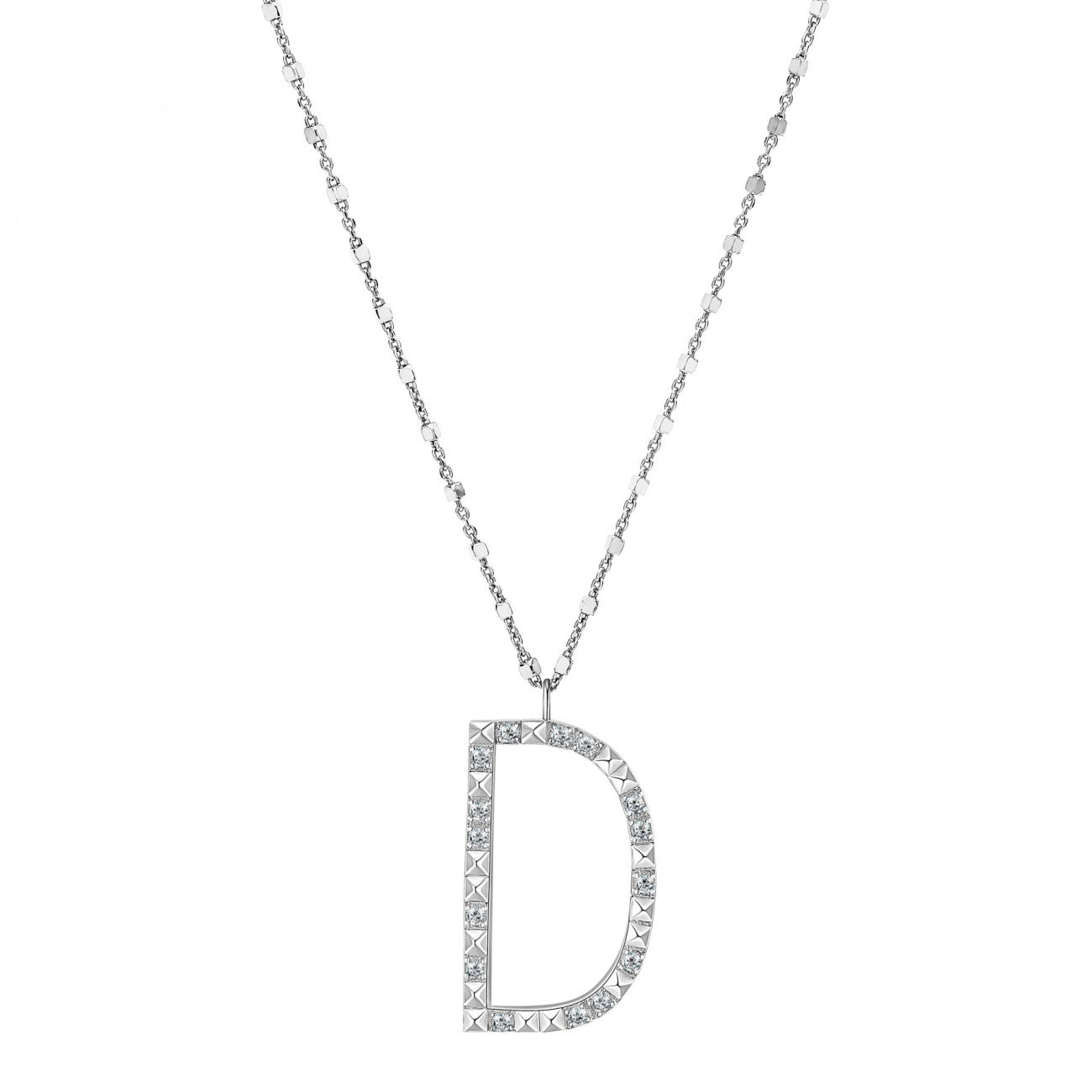 Collar letra D